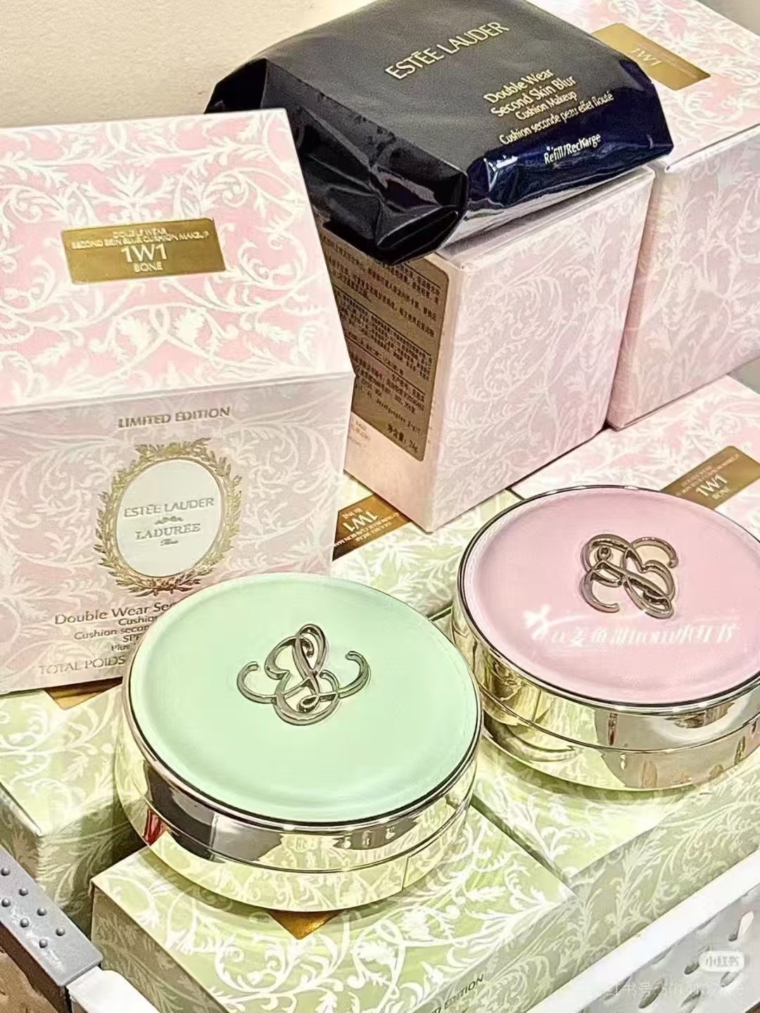Estée Lauder cojín macaron 24g! Tonos: 1w1# rosa cereza, 1w1# verde menta.