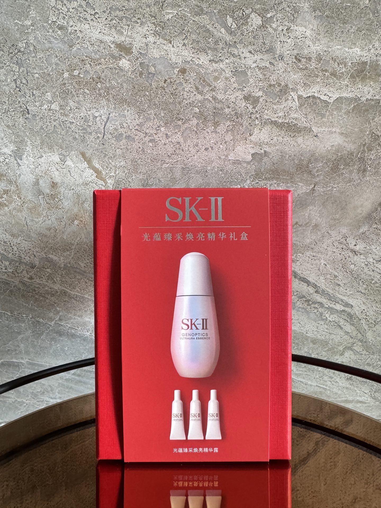Clearance/ SK-II GenOptics Aura Essence 3+1 Set! Contains: 50ml + 3*10ml.