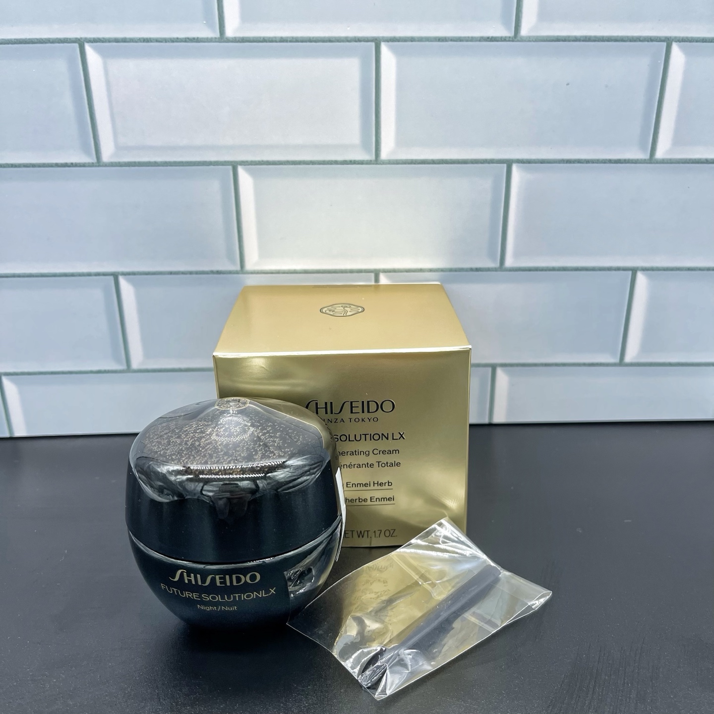 Shiseido Future Solution LX crema de noche versión nueva Mingtong 50ml Exclusivo molde privado, detalles perfectos, aro…