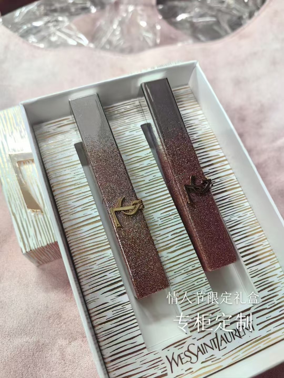 圣罗兰 Saint Laurent 高定典藏名品高定奢养美妆护肤品口红粉底 #82A4BE6A 2