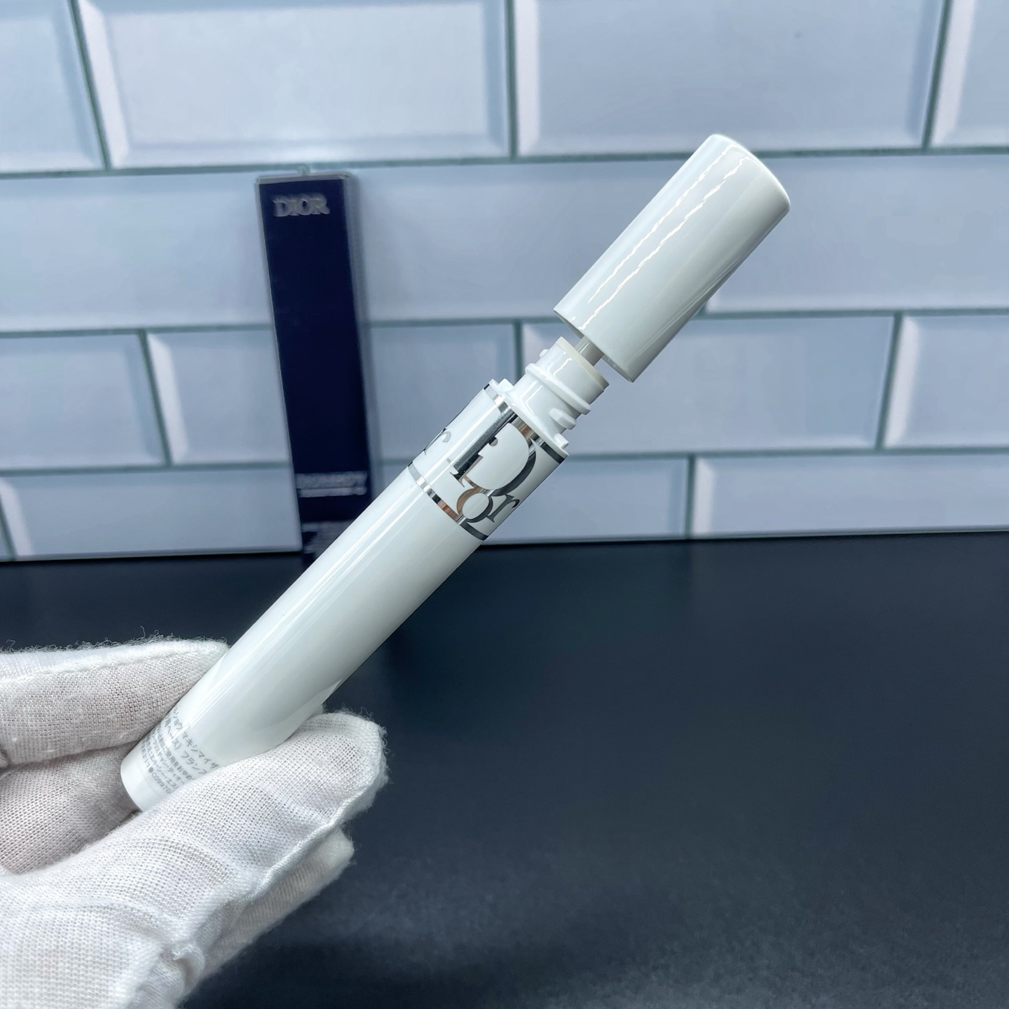 70💰
迪奥四维美睫毛膏明通版10ml 细节全对版 味道对香 市面最高版本 非流通普货 正品质量直供 支持对比 配中文标 打12 件360