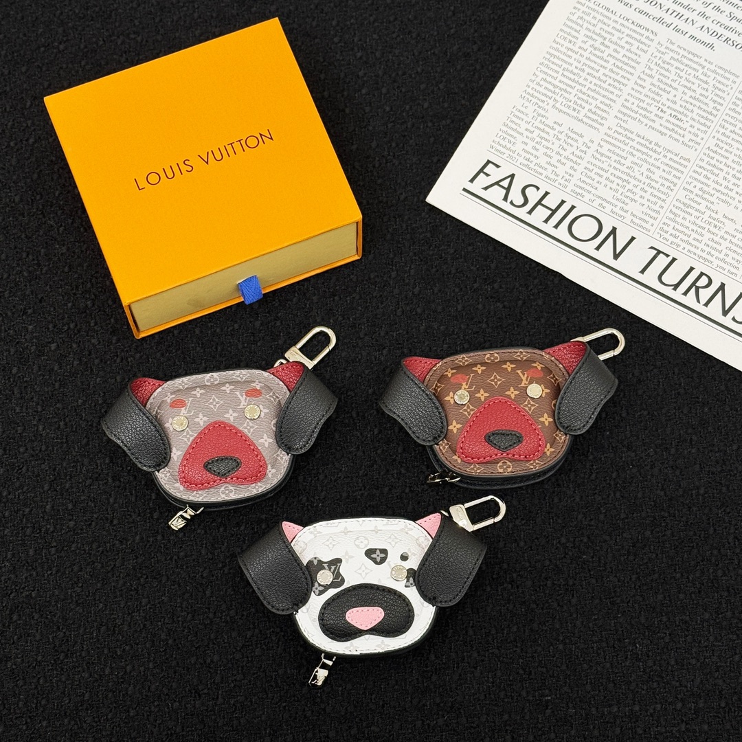 Louis Vuitton Dog Earphone Pouch Bag Charm and Key Holder M02273 - Comprehensive