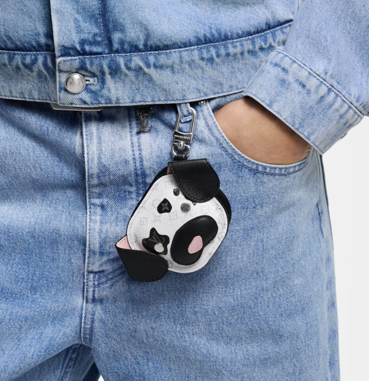 Louis Vuitton 路易威登lv 小狗🐶耳机包钥匙扣挂件挂饰 M02273 2