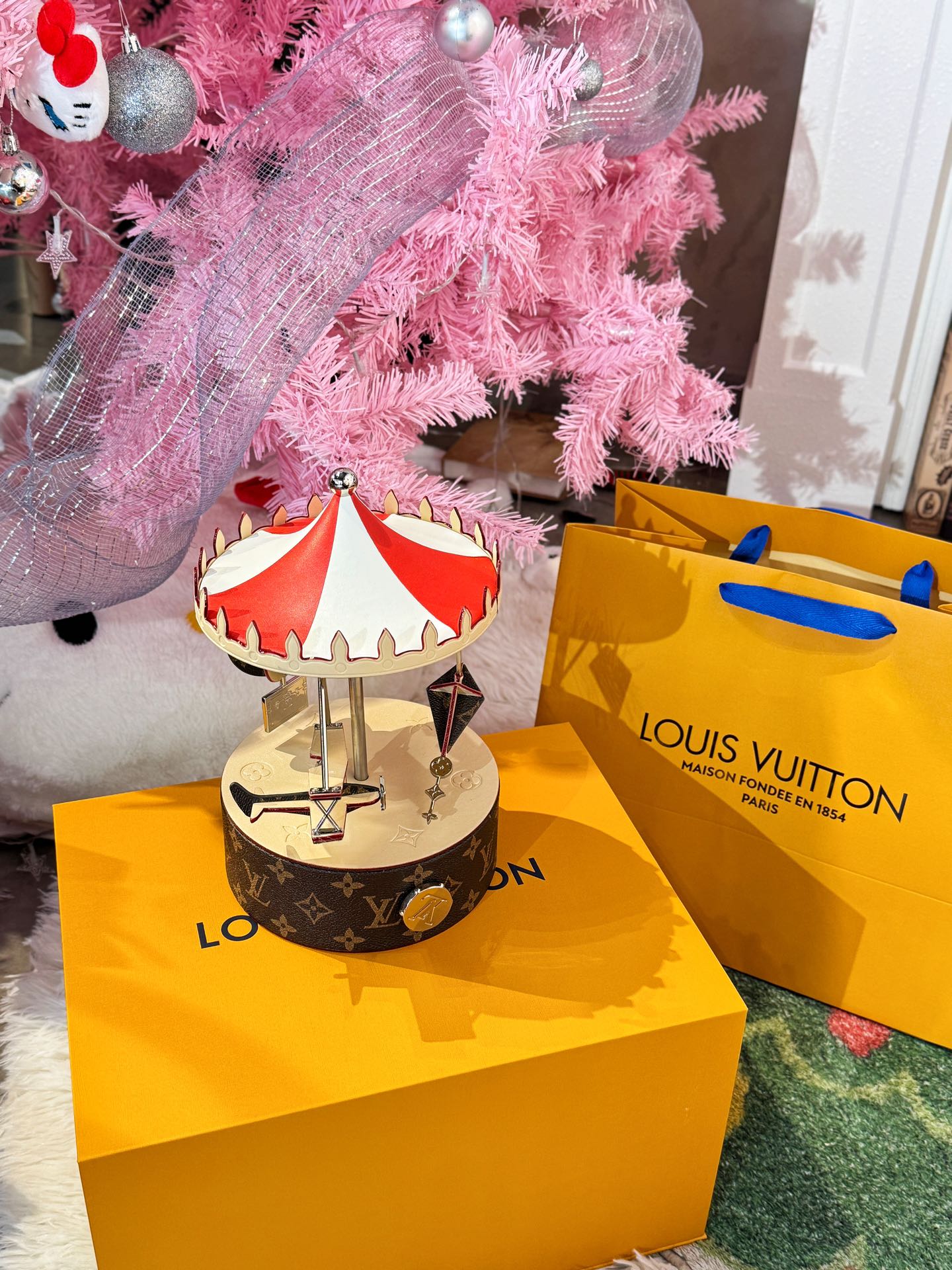 Louis Vuitton LV路易威登 圣诞节礼物 了