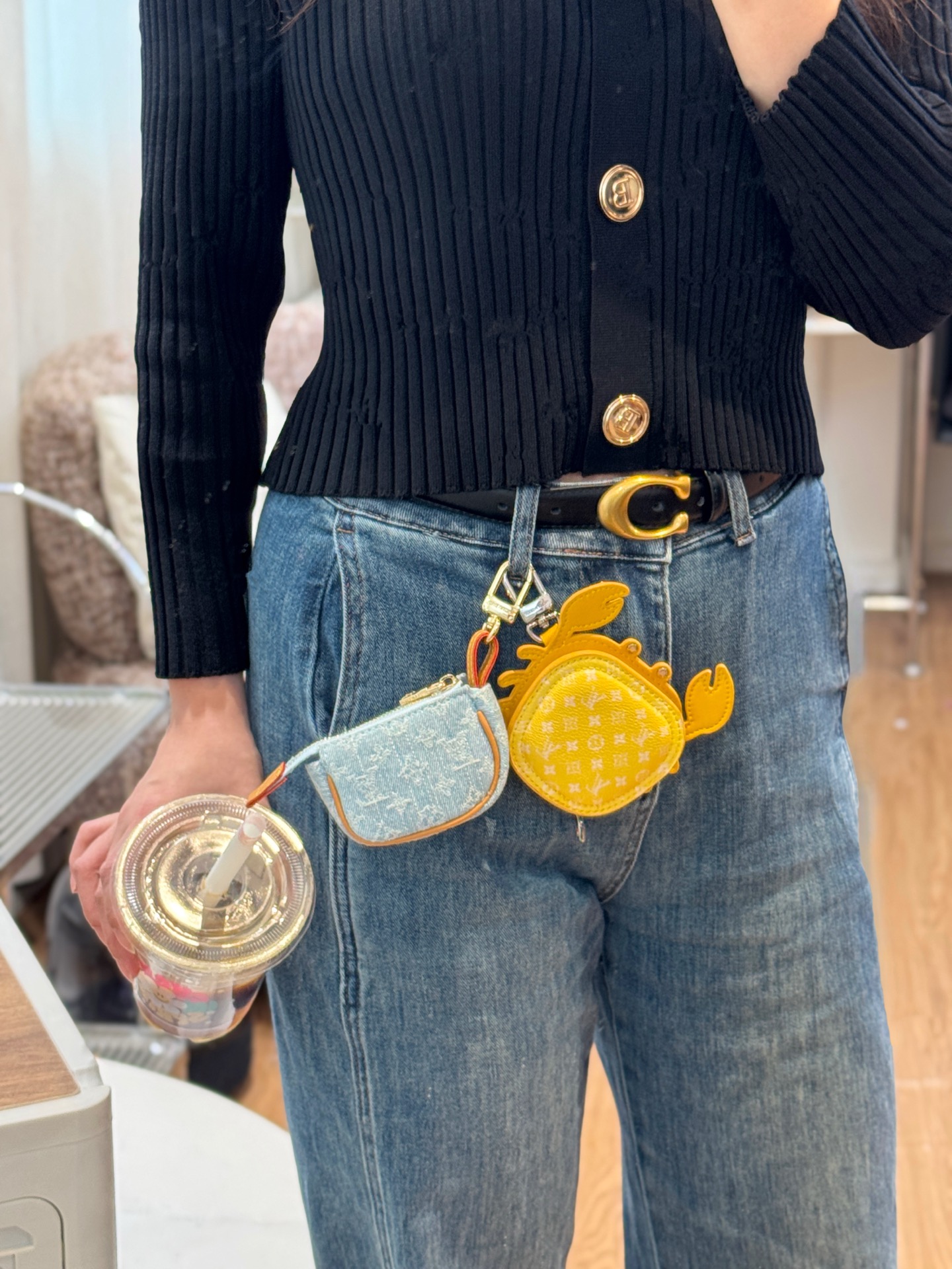 루이비통 키링 124547 Louis Vuitton Accessories 썸네일 이미지