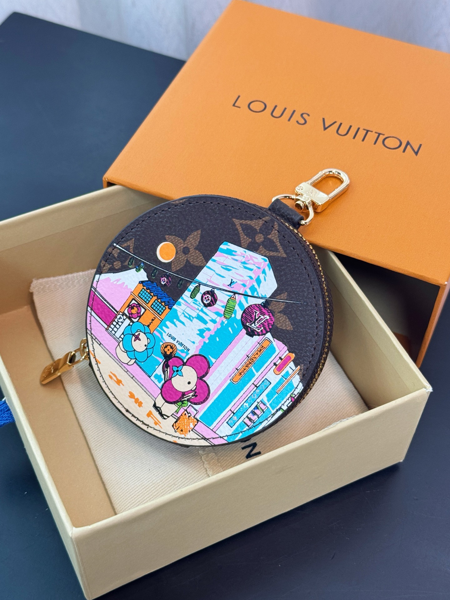 色现货❤️薇薇安vivi系列圆形零钱包
lustre Vivienne Funfair Xmas 包饰与