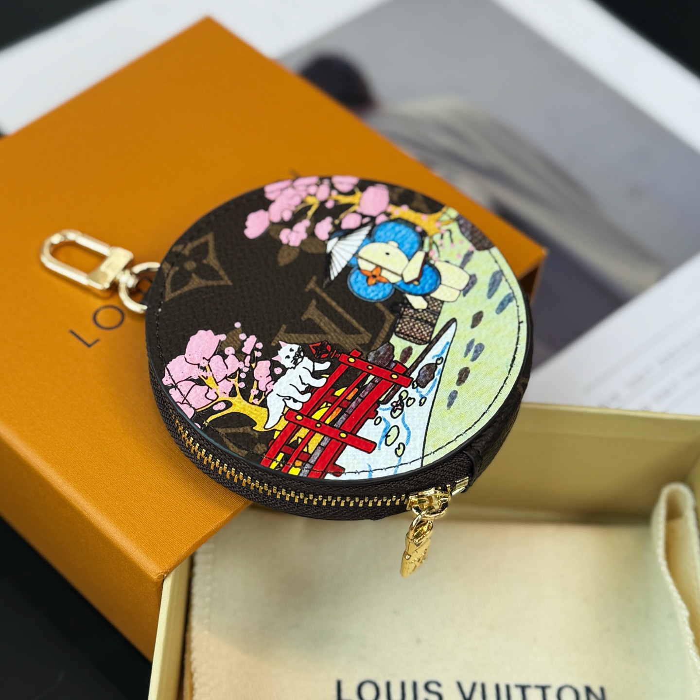色现货❤️薇薇安vivi系列圆形零钱包
lustre Vivienne Funfair Xmas 包饰与