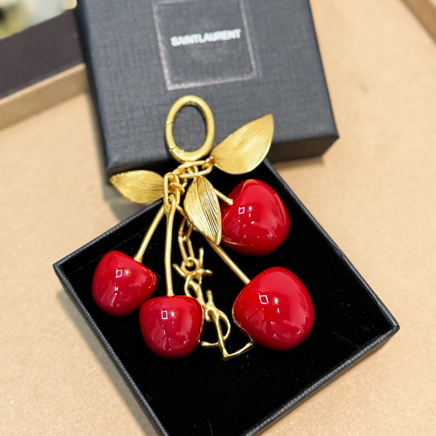 Saint Laurent 新品圣罗兰Cherry Bag Charm樱桃包挂件挂饰