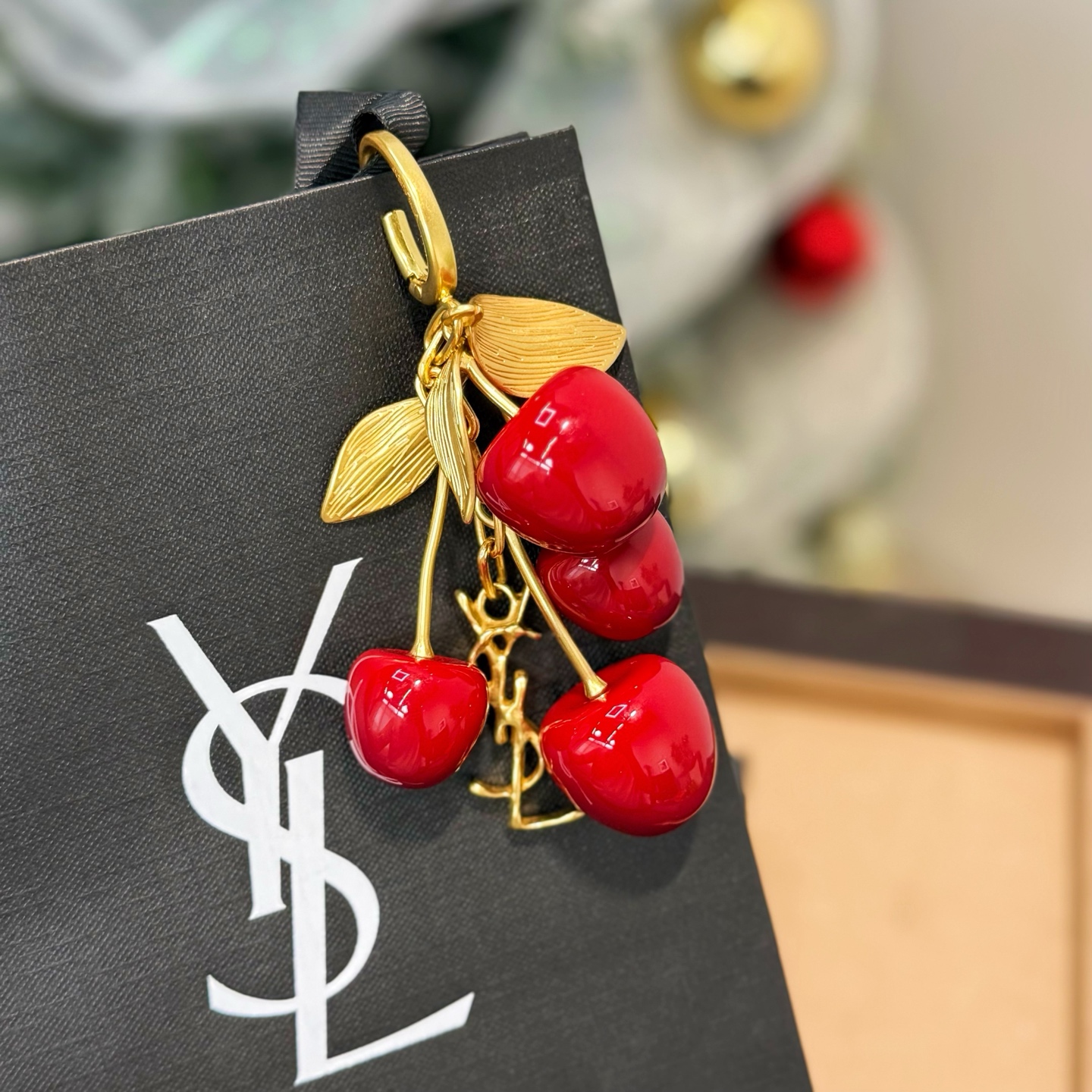 Saint Laurent 新品圣罗兰Cherry Bag Charm樱桃包挂件挂饰
