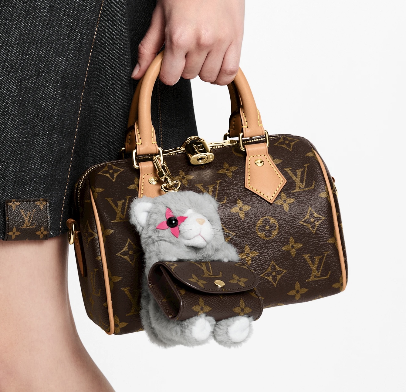 Louis Vuitton 路易威登LV CUTE KITTEN 小猫🐱猫咪包饰包饰挂件耳机包钥匙扣挂件挂饰 2