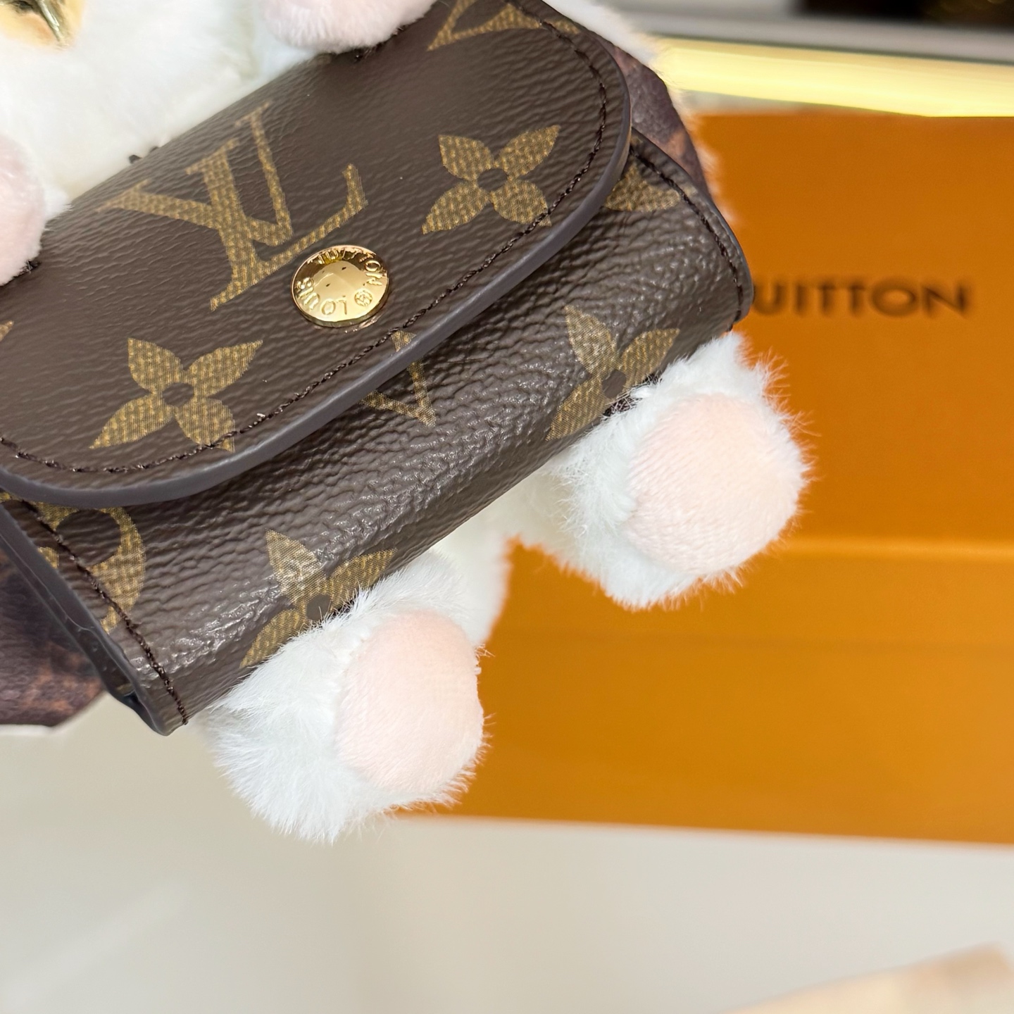 Louis Vuitton Luxury Handbag Collection 8