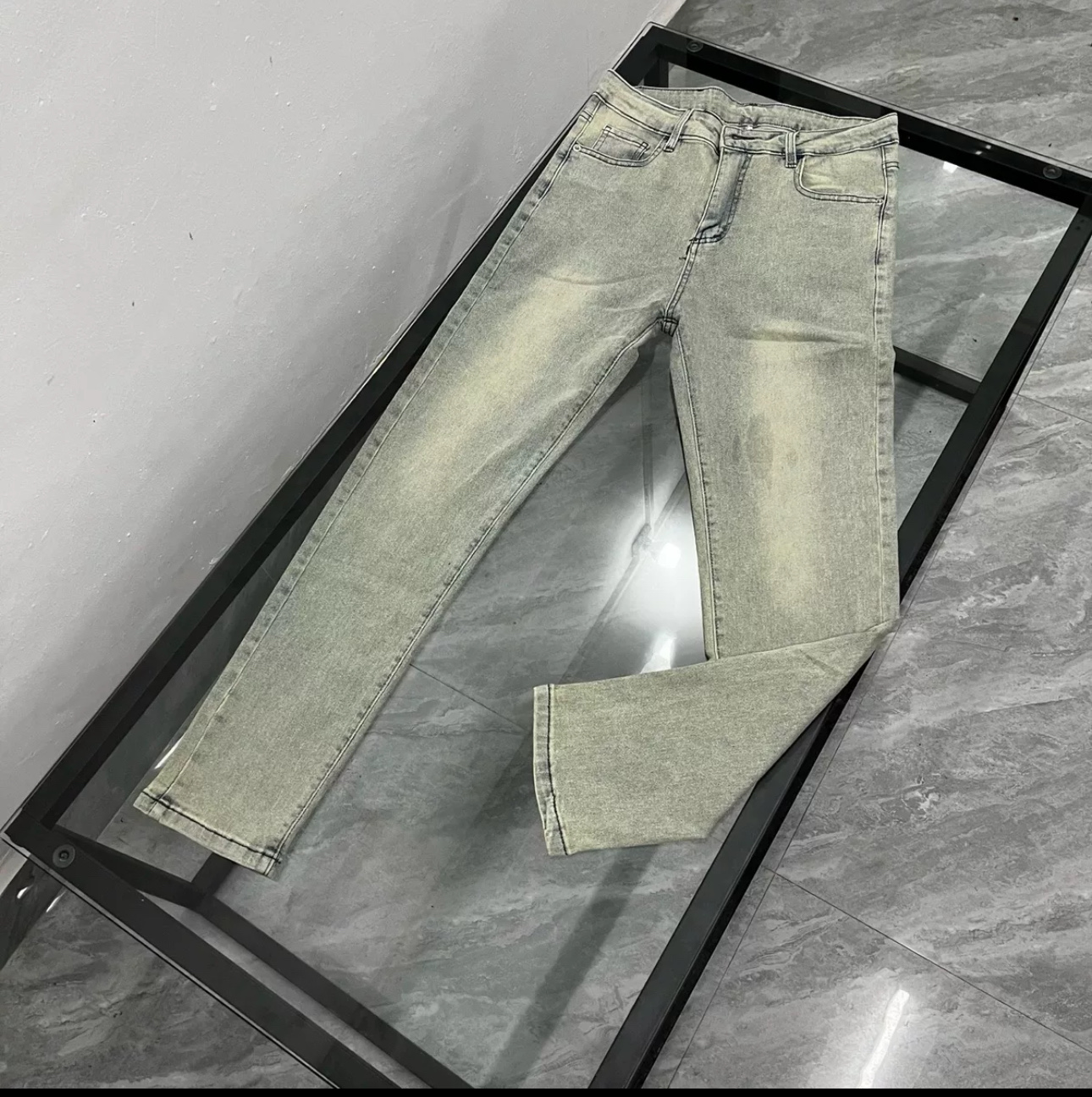 LV’s Latest Slim Jeans: Section 187 Cc856 Key Features and Sizing - 图片 3