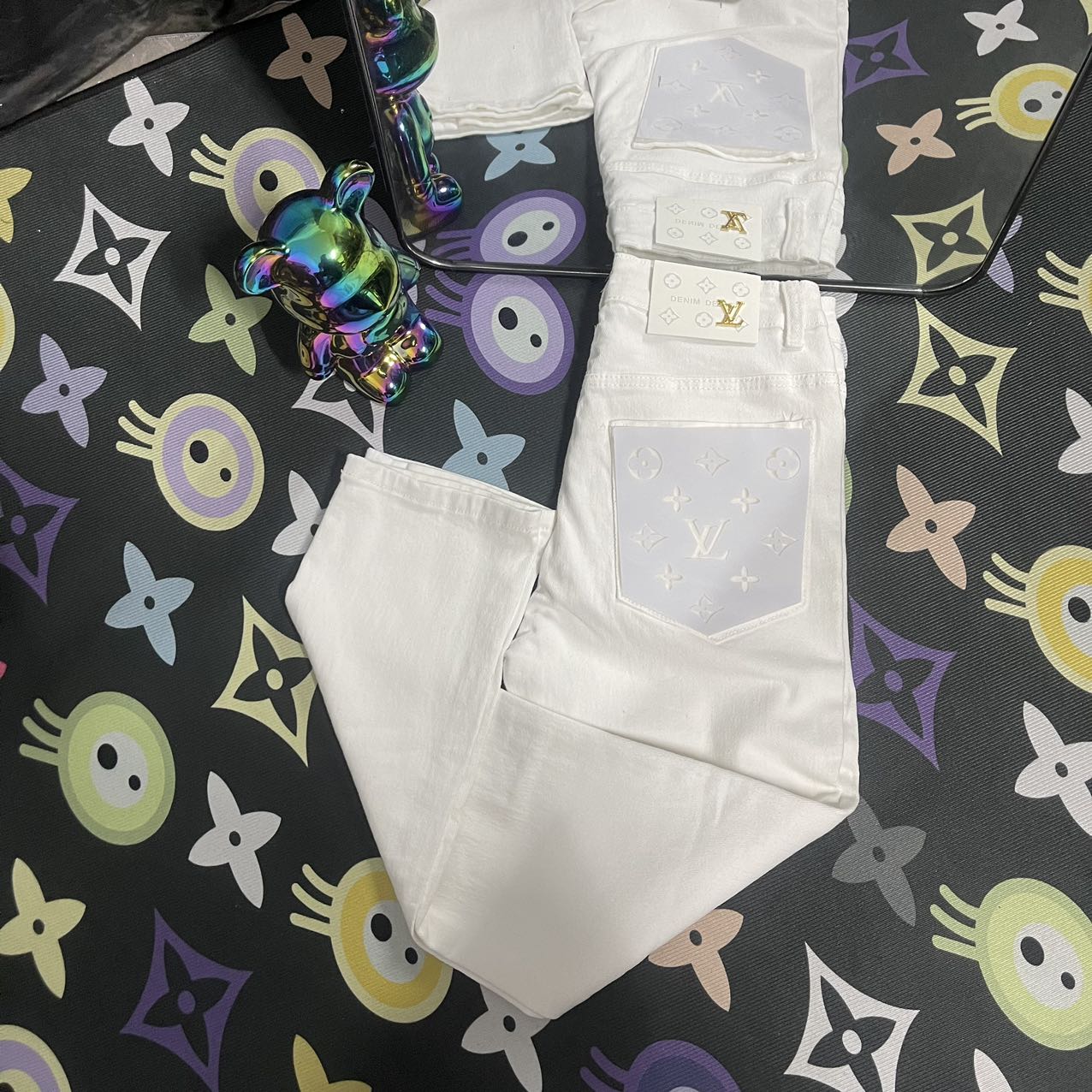 LV’s Latest Slim Jeans: Section 187, Cc860 Collection Key Features and Sizing - 图片 2