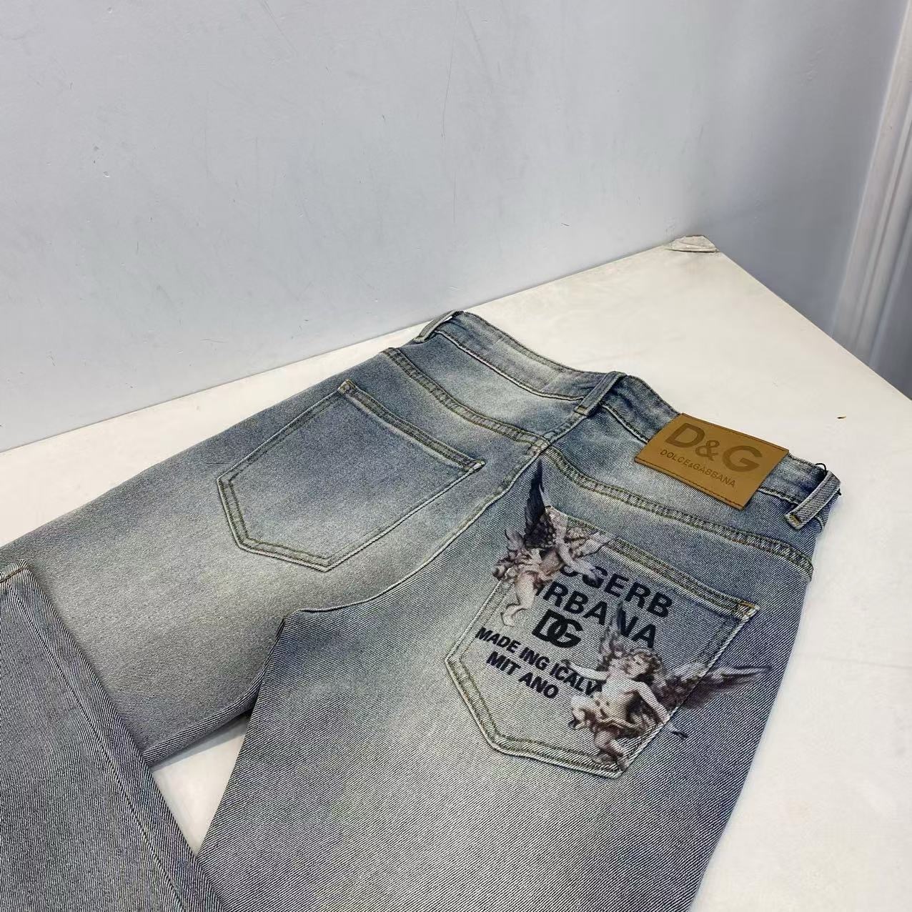 Luxurious DG Gold Jeans: High-Quality, Original Design for Spring and Summer - 图片 2
