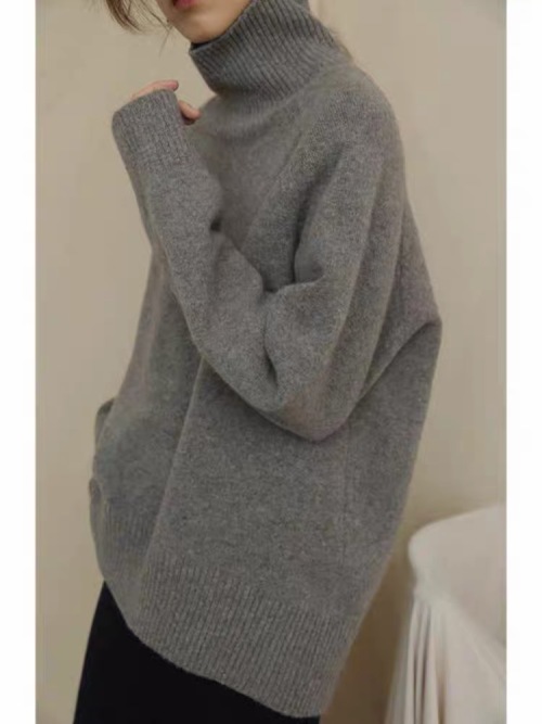 Elegant Wool Turtleneck Sweater for Women, Warm and Stylish Pullover 1 Elegant Wool Turtleneck Sweater for Women, Warm and Stylish Pullover