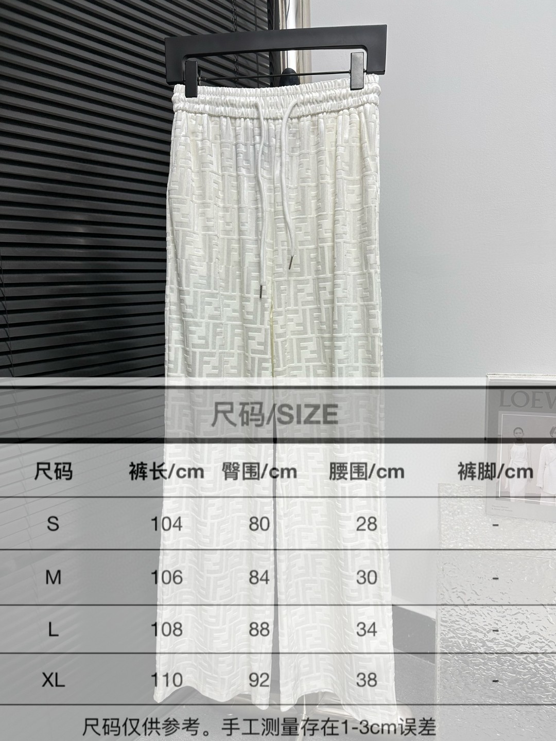 Classic Tweezers with Human Engineering Design for Comfortable Use in Various Sizes - 图片 7