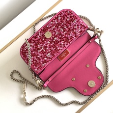 ✨✨🆕🆕VALENTINO GARAVANI Mini Loco手袋饰有施华洛世奇仿水晶✨✨和VLOGO ✨✨🆕🆕VALENTINO GARAVANI Mini Loco手袋饰有施华洛世奇仿水晶✨✨和VLOGO