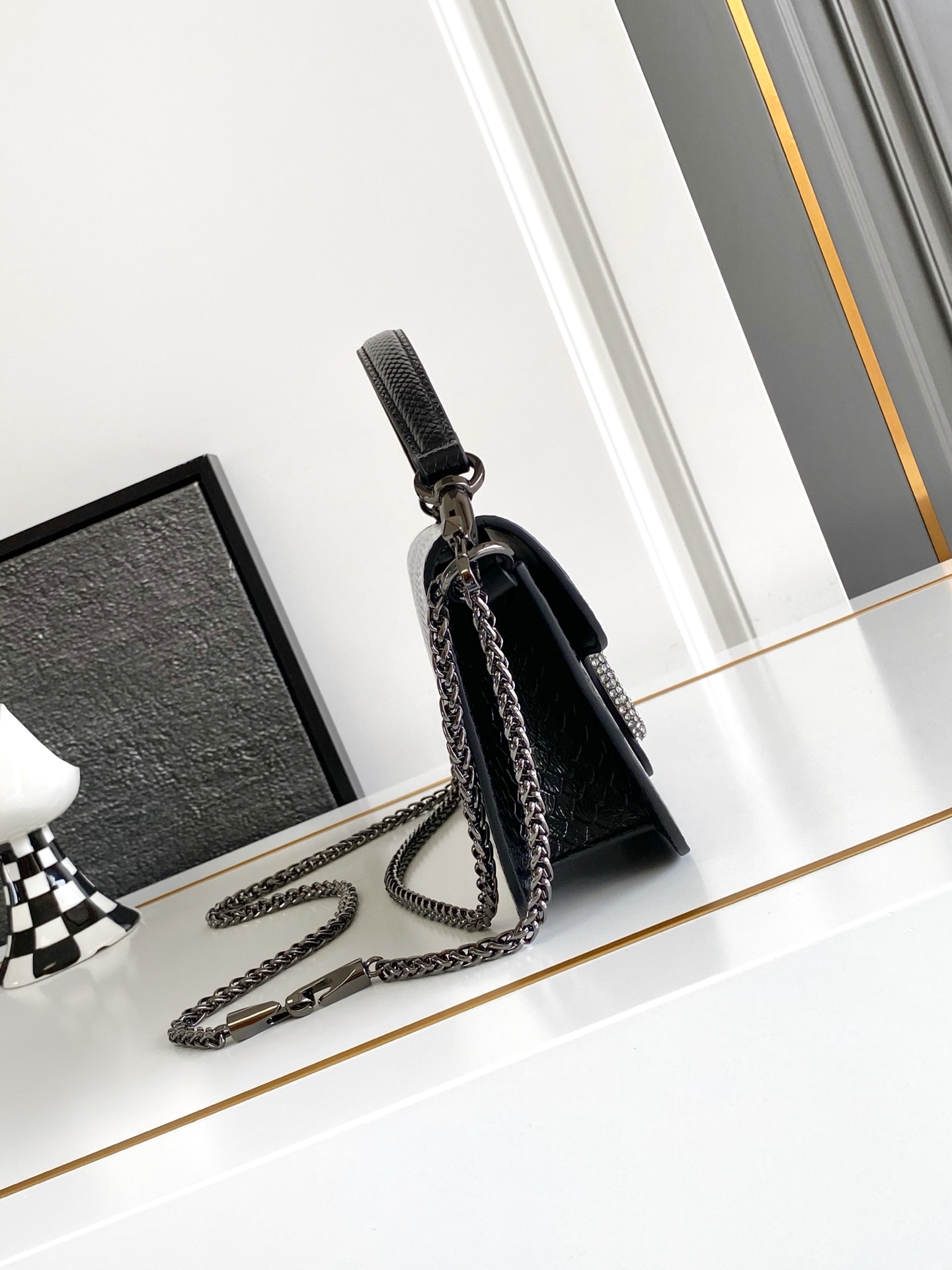 🆕大号蛇纹LOCÒ仿水晶装饰手袋 -VLogo Signature施华洛世奇®仿水晶装饰 -配可拆卸提手