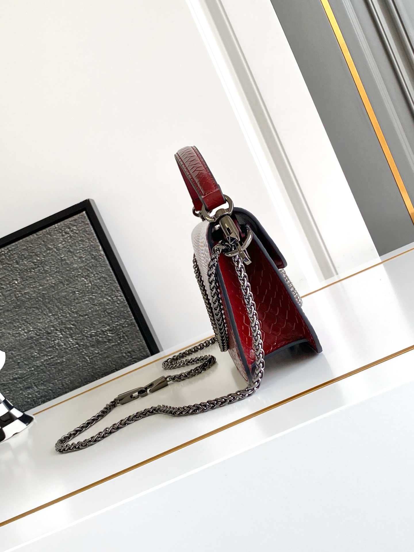 🆕大号蛇纹LOCÒ仿水晶装饰手袋 -VLogo Signature施华洛世奇®仿水晶装饰 -配可拆卸提手