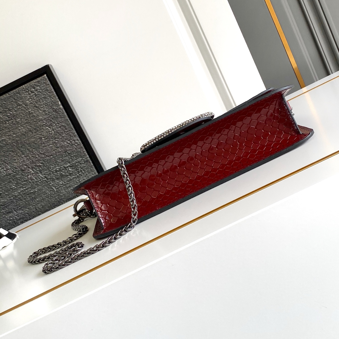 🆕大号蛇纹LOCÒ仿水晶装饰手袋 -VLogo Signature施华洛世奇®仿水晶装饰 -配可拆卸提手