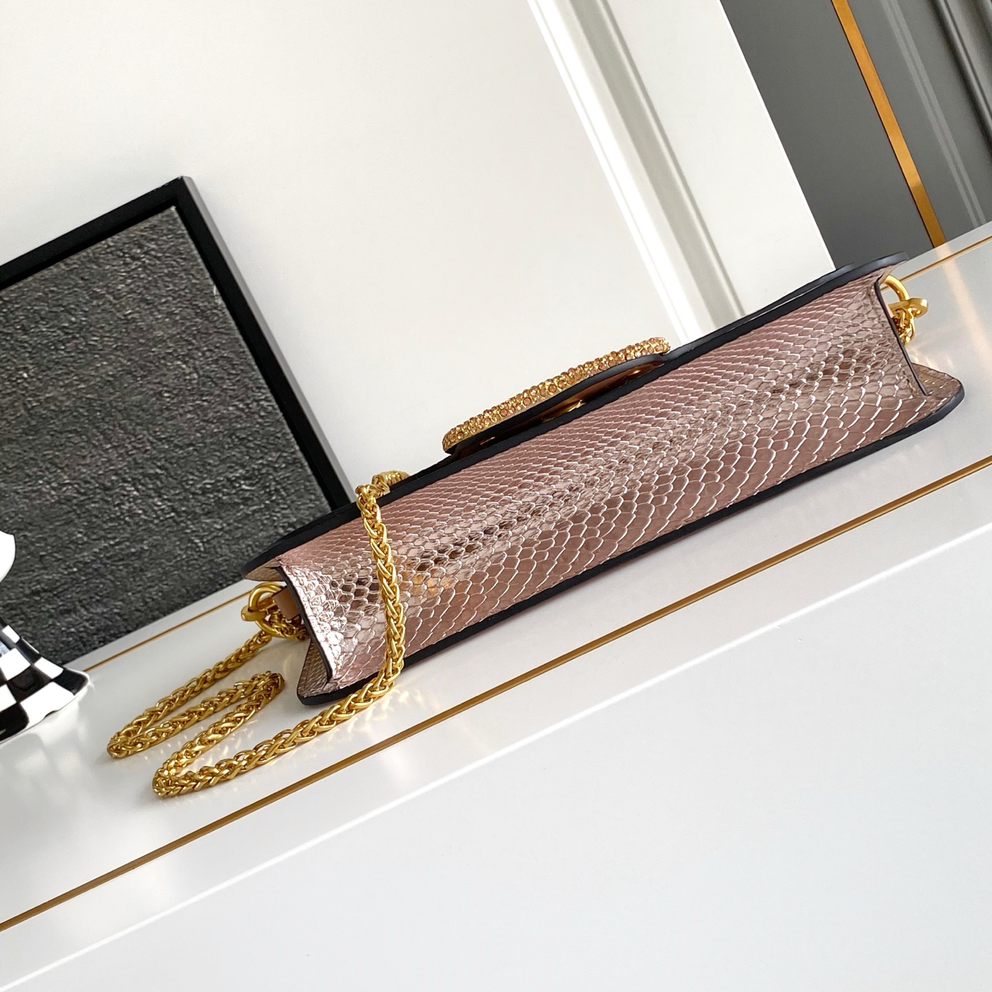 🆕大号蛇纹LOCÒ仿水晶装饰手袋 -VLogo Signature施华洛世奇®仿水晶装饰 -配可拆卸提手