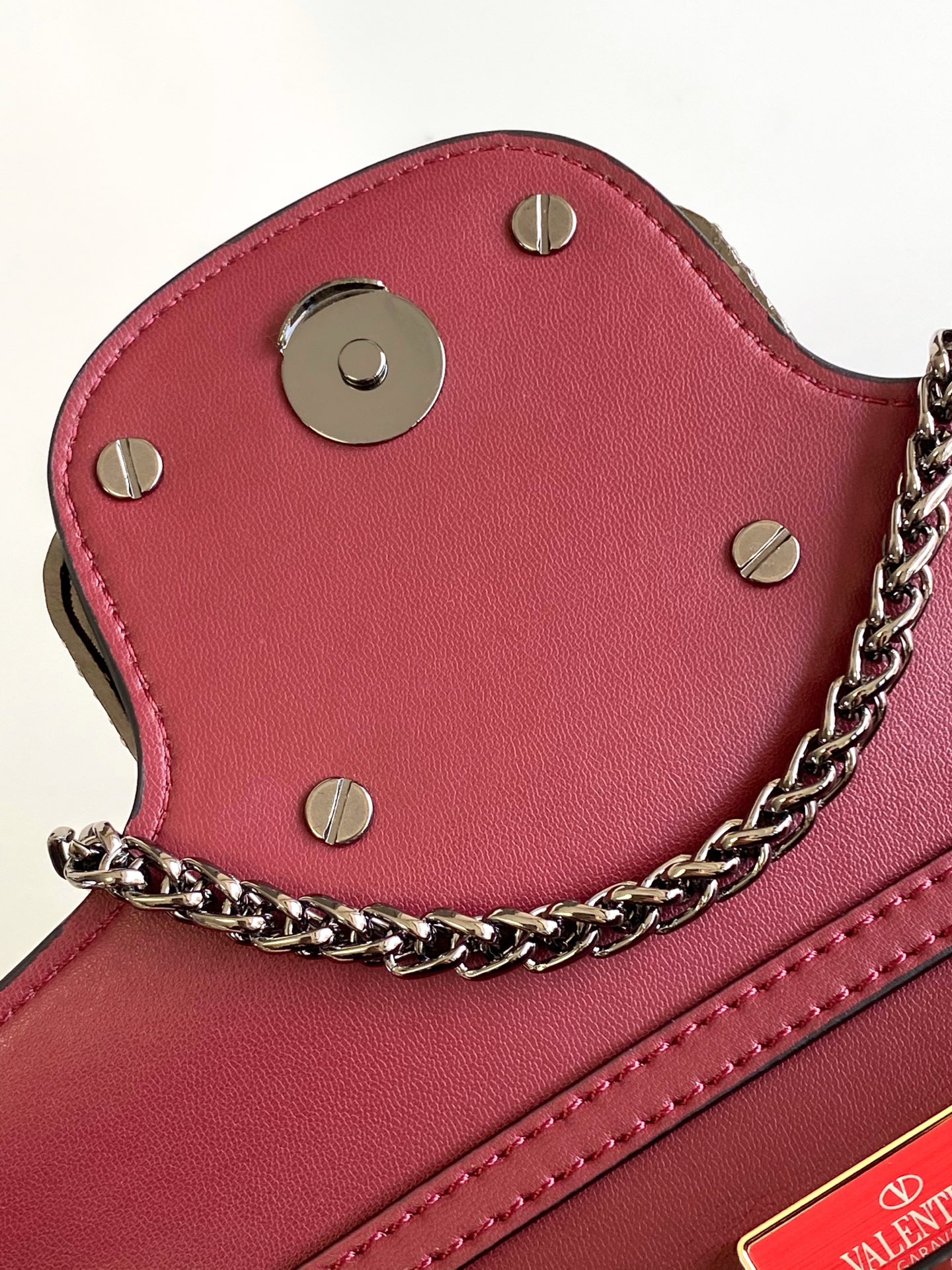 🆕小号蛇纹LOCÒ仿水晶装饰手袋 -VLogo Signature施华洛世奇®仿水晶装饰 -配可拆卸提手