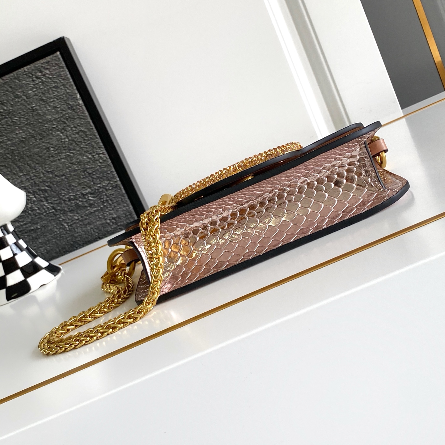 🆕小号蛇纹LOCÒ仿水晶装饰手袋 -VLogo Signature施华洛世奇®仿水晶装饰 -配可拆卸提手