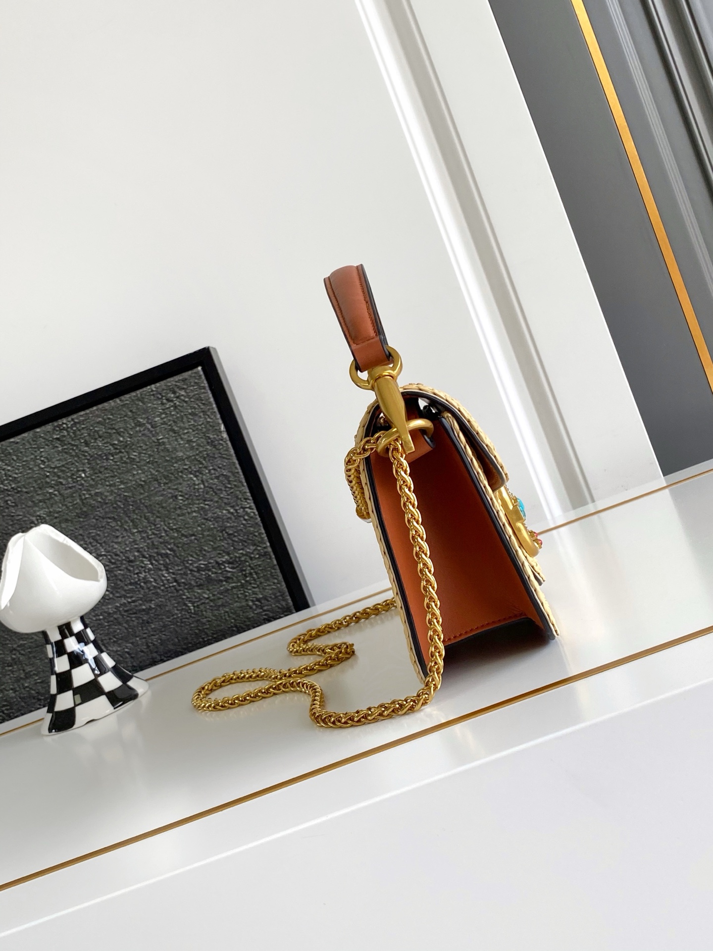 🆕🆕❣️valent**** Garavani #Loco 手袋，拉菲草编织款.金属链条搭配，还可拆除变