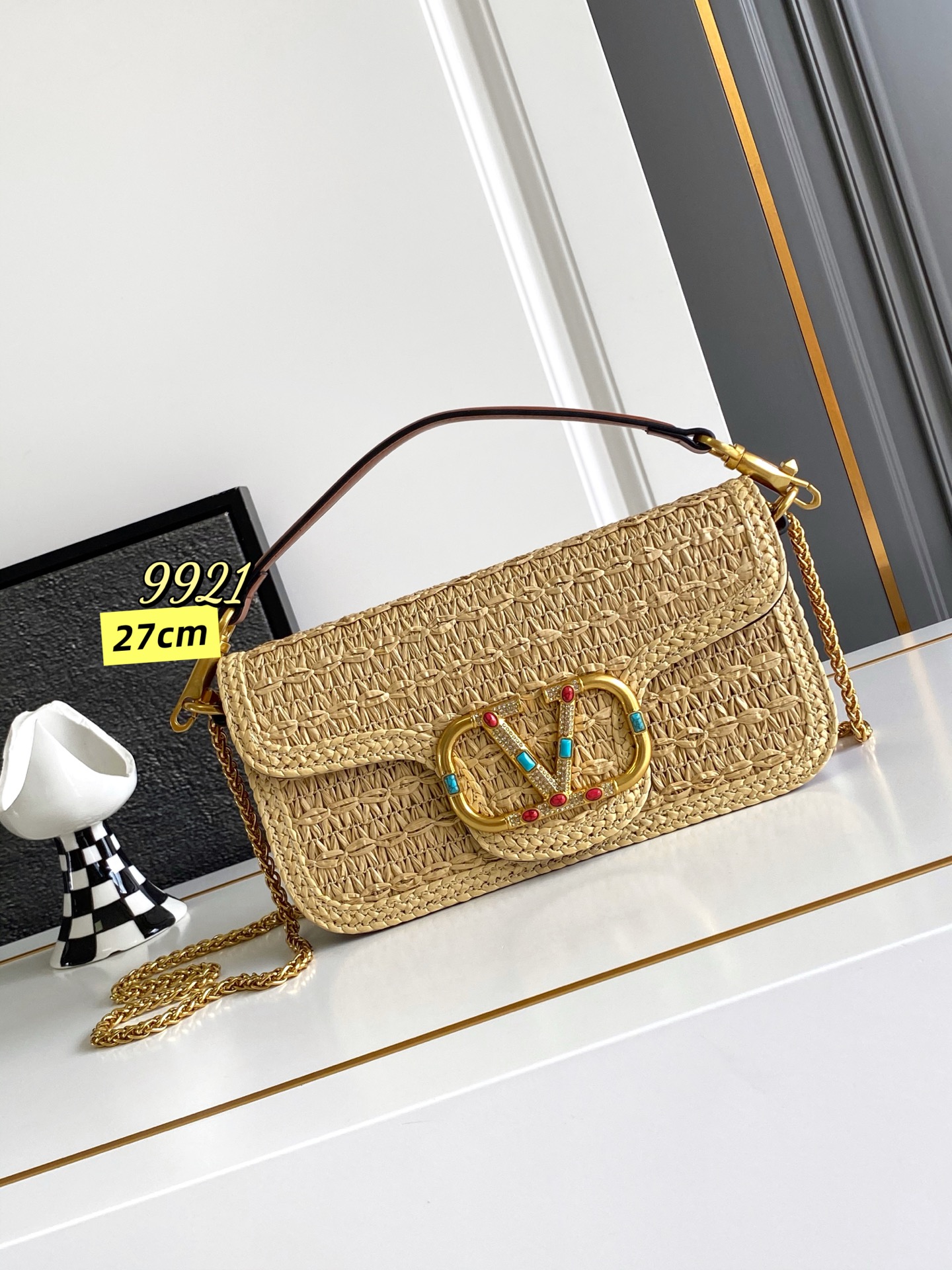 🆕🆕❣️valent**** Garavani #Loco 手袋，拉菲草编织款.金属链条搭配，还可拆除变