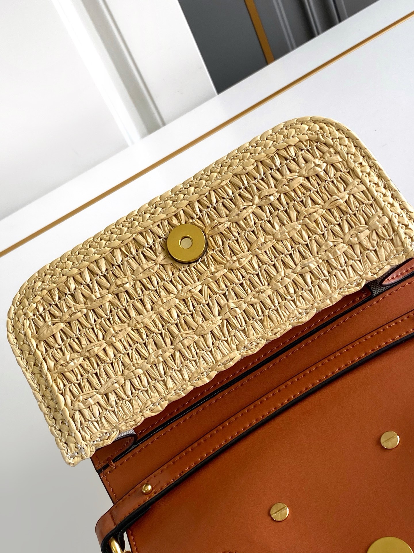 🆕🆕❣️valent**** Garavani #Loco 手袋，拉菲草编织款.金属链条搭配，还可拆除变