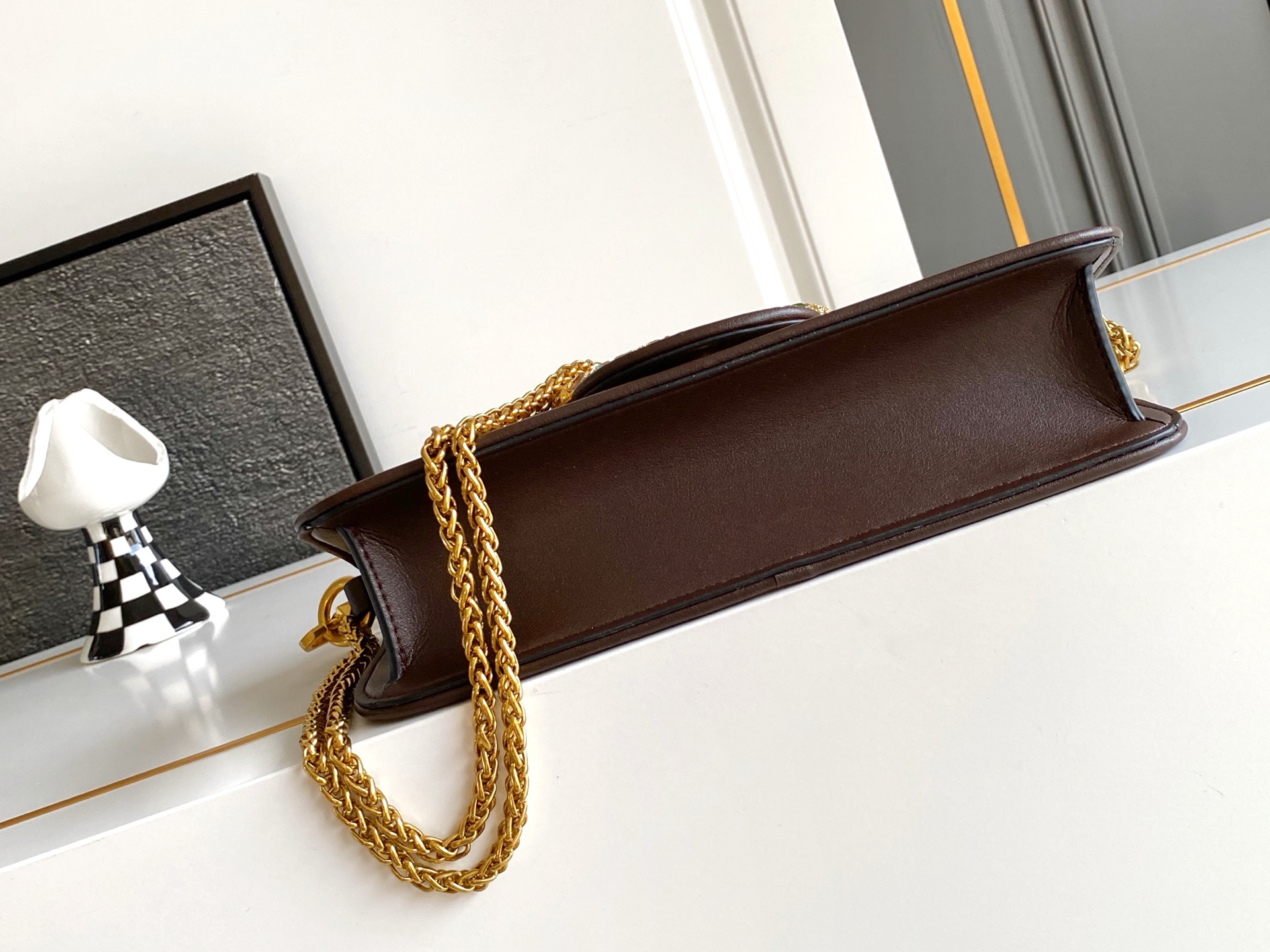 ✨✨🆕🆕VALENT*** GARAVANI Loco手袋包身刺绣古典花卉图案和VLOGOSIGNATU