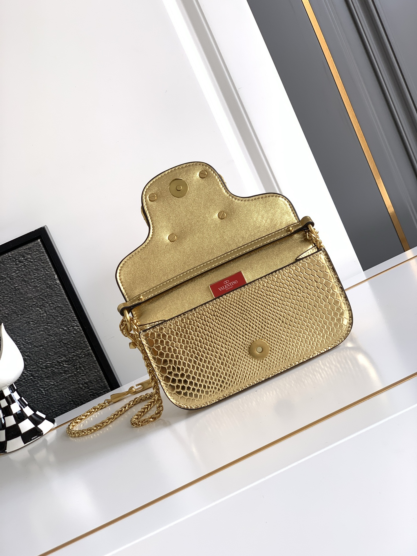 🆕小号蛇纹LOCÒ仿水晶装饰手袋 -VLogo Signature施华洛世奇®仿水晶装饰 -配可拆卸提手