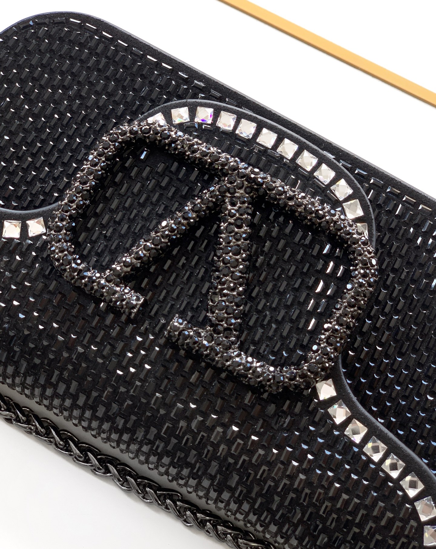 🆕🆕VALENTINO GARAVANI Mini Loco手袋饰有施华洛世奇仿水晶✨✨和VLOGOSI