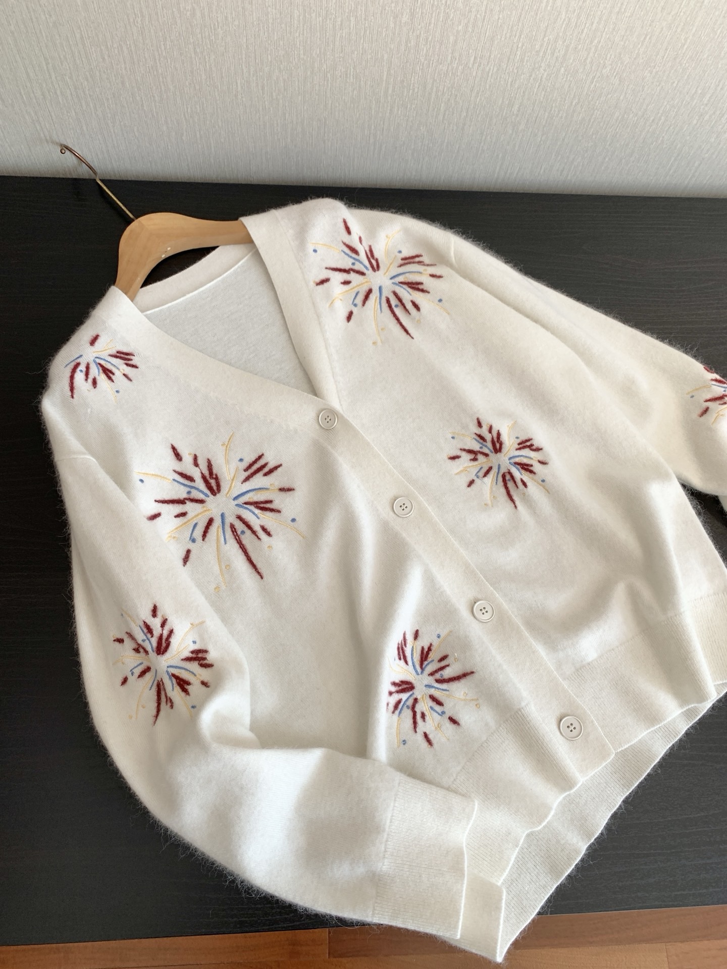 _dhs9s2Ms-GKdK6q_vMkD6BqZFh4EHwqeUZ1Lb2Q