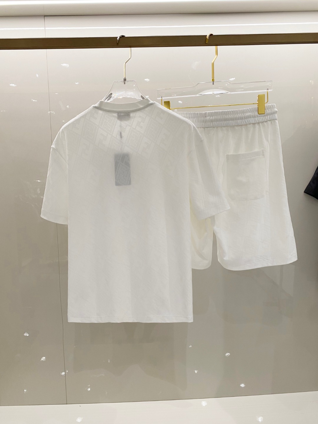 /套 芬迪 🆕 25/ss春夏新款棉质套装 完美提花标识 顶级五金+顶级面料定制 （一套不拆）
标准版型