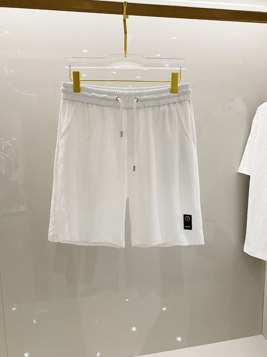 /套 芬迪 🆕 25/ss春夏新款棉质套装 完美提花标识 顶级五金+顶级面料定制 （一套不拆）
标准版型