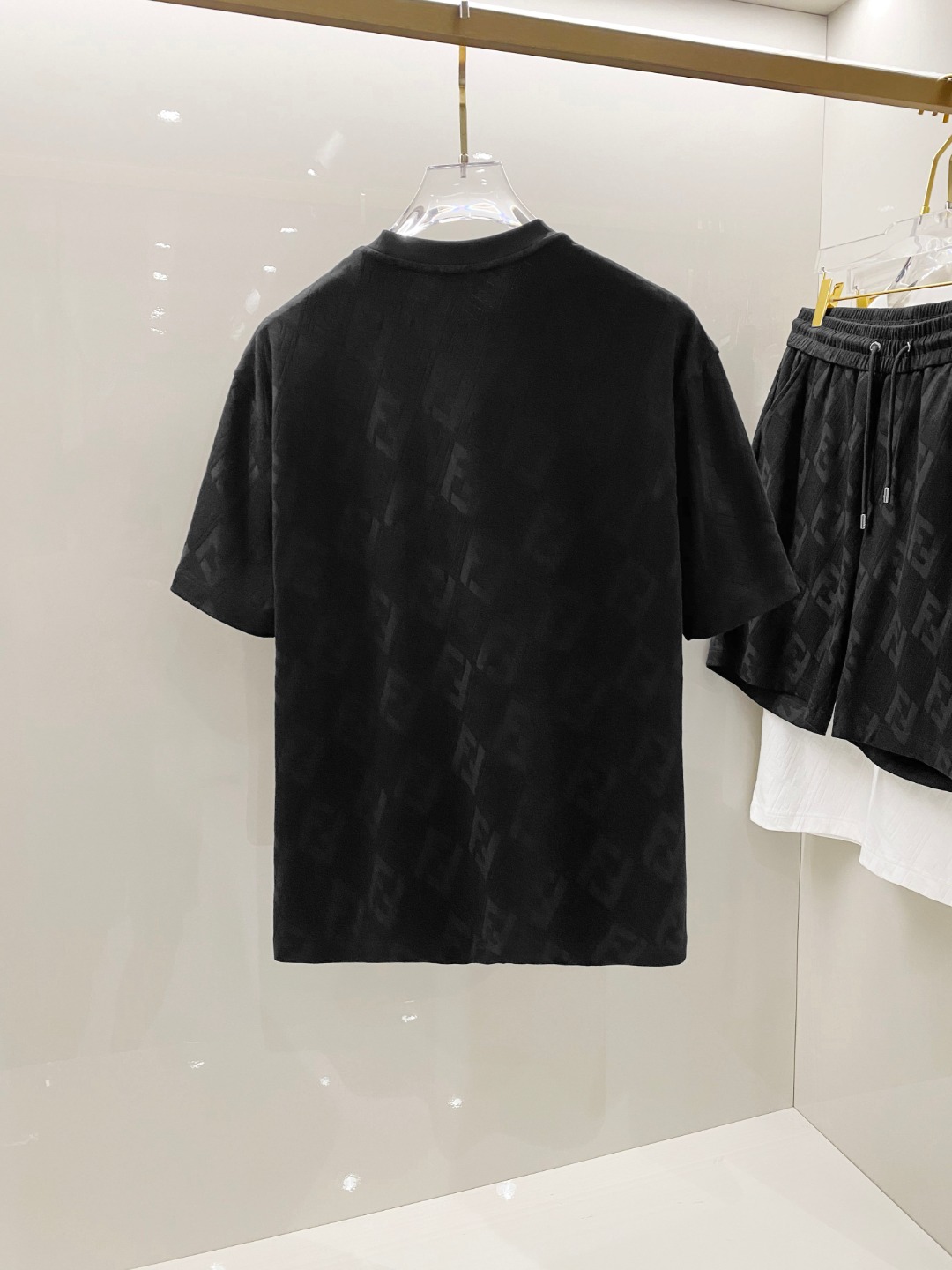 /套 芬迪 🆕 25/ss春夏新款棉质套装 完美提花标识 顶级五金+顶级面料定制 （一套不拆）
标准版型