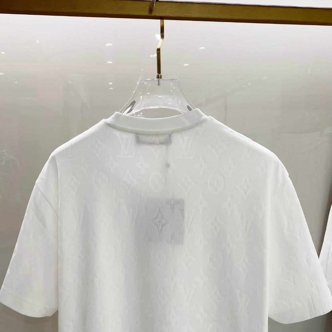 /套 LV 🆕 25/ss春夏新款棉质套装 完美提花标识 顶级五金+顶级面料定制 （一套不拆）
标准版型