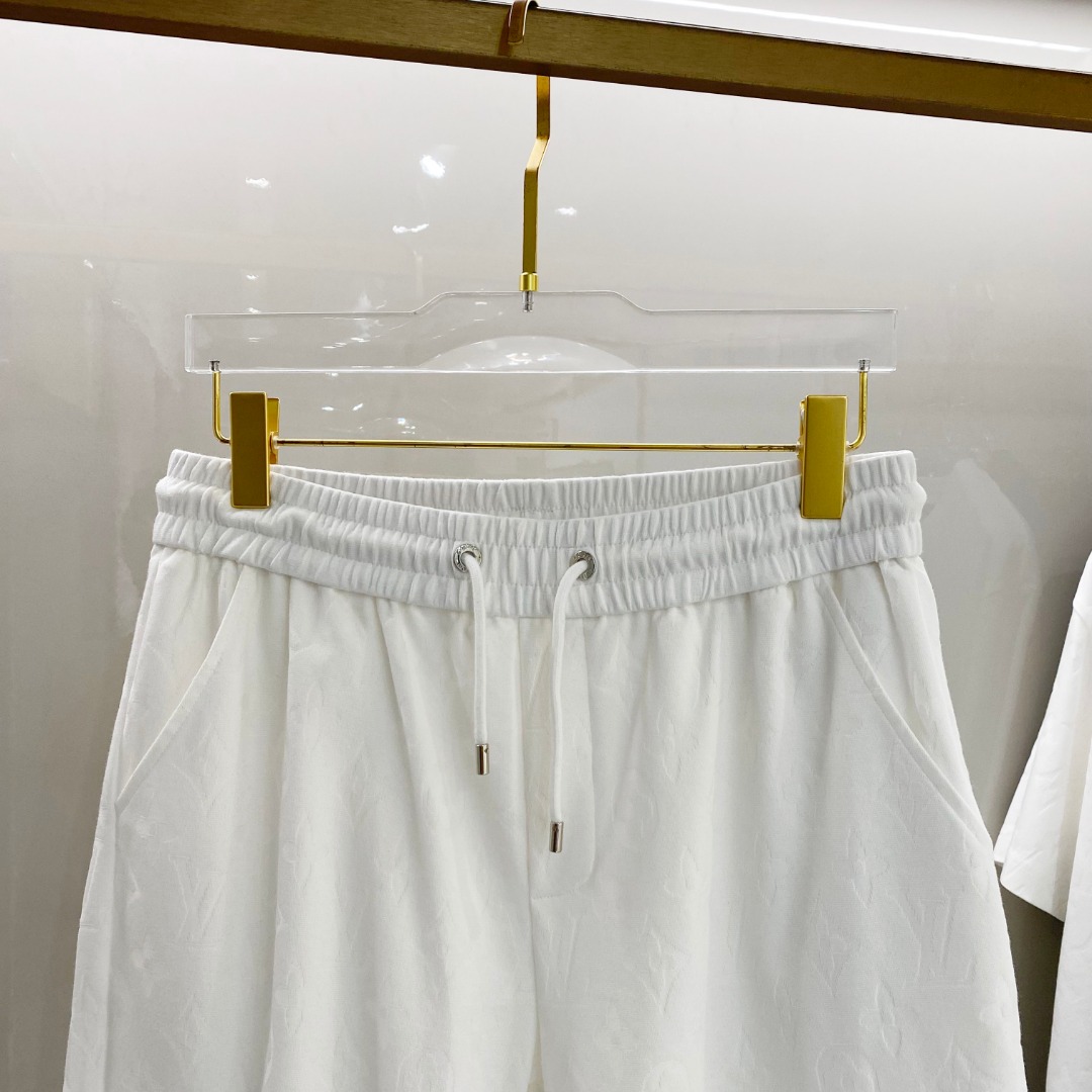 /套 LV 🆕 25/ss春夏新款棉质套装 完美提花标识 顶级五金+顶级面料定制 （一套不拆）
标准版型