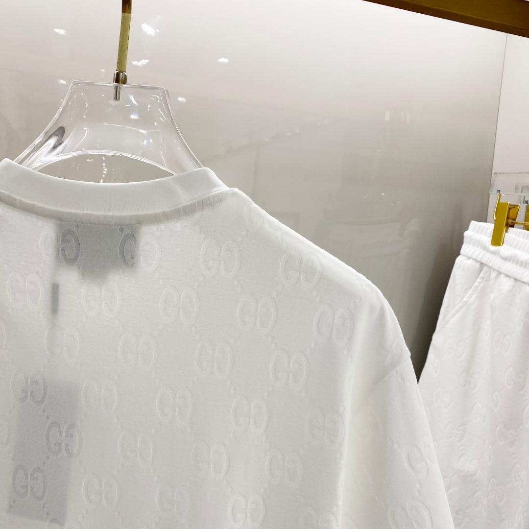 /套 古奇 🆕 25/ss春夏新款棉质套装 完美提花标识 顶级五金+顶级面料定制 （一套不拆）
标准版型