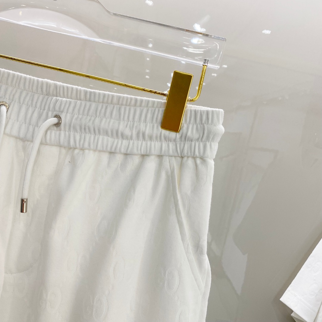 /套 古奇 🆕 25/ss春夏新款棉质套装 完美提花标识 顶级五金+顶级面料定制 （一套不拆）
标准版型