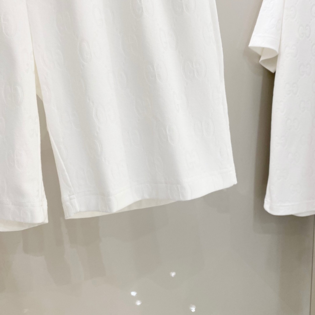 /套 古奇 🆕 25/ss春夏新款棉质套装 完美提花标识 顶级五金+顶级面料定制 （一套不拆）
标准版型