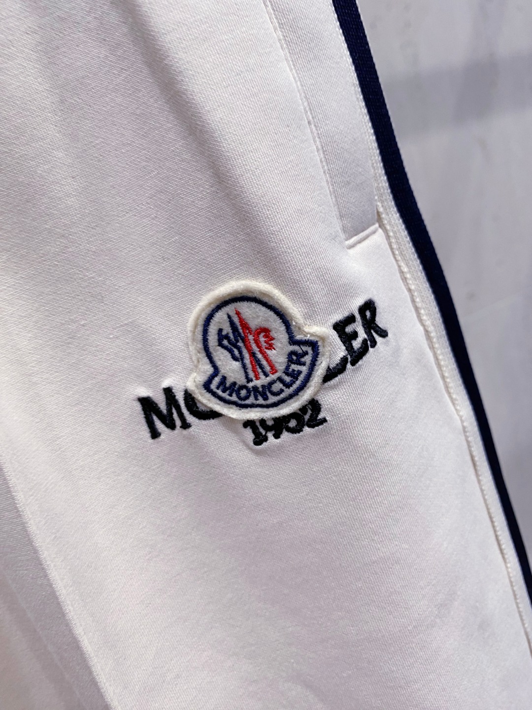 Bronze Modelle Air Spectrum Recreation Pants – Stylish, Comfortable, High Quality European Design. - 图片 9