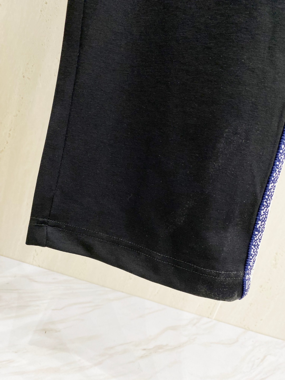 Bronze Moldere Air Spring and Summer Leisure Pants: High-quality, stylish European fashion shorts with imported fabric for comfort. - 图片 9
