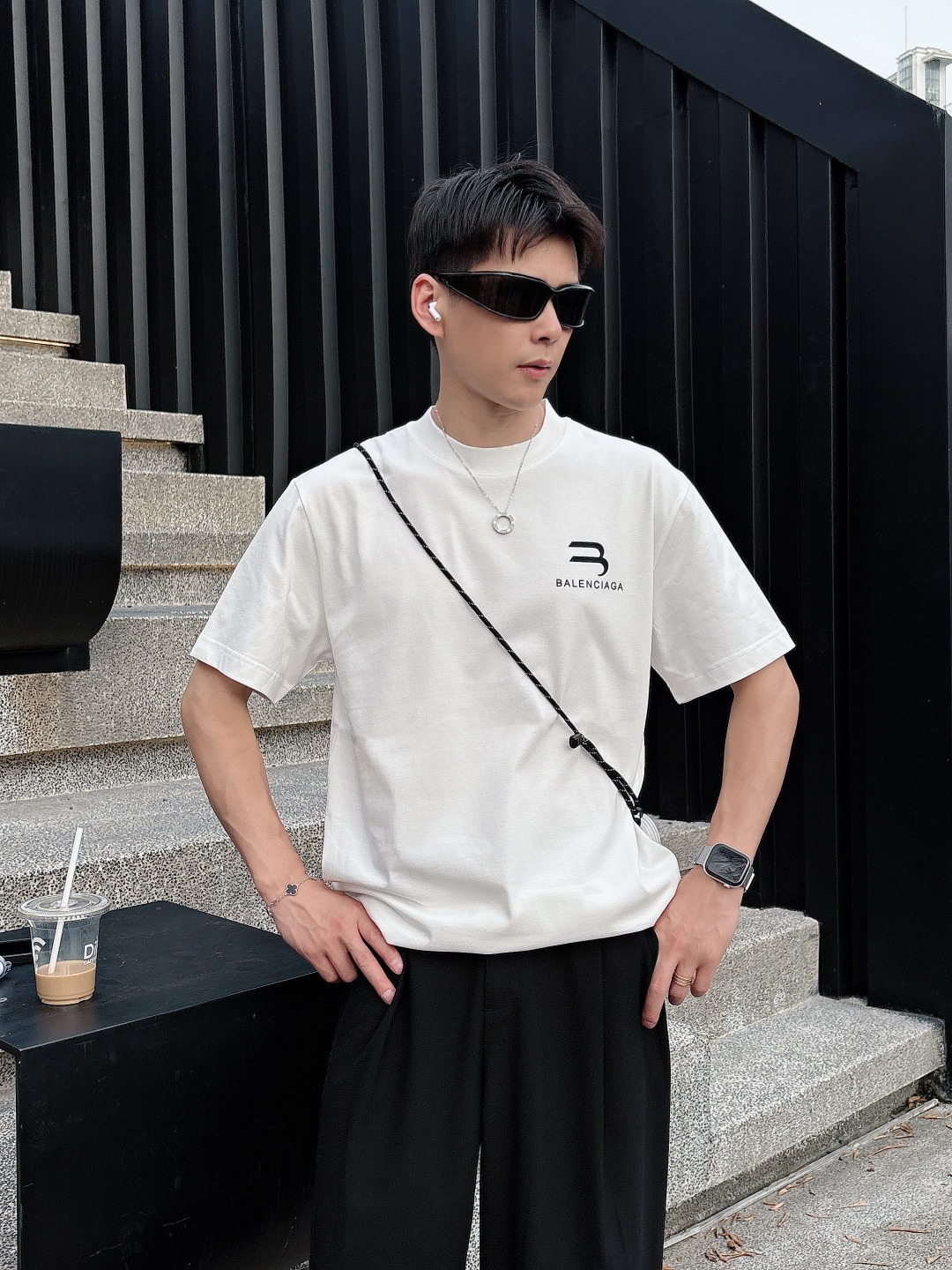  巴黎世家 2025春夏新款男女同款👫短袖T恤，！定制专属纯棉面料，定制原版工艺螺纹，胸前重工字母log