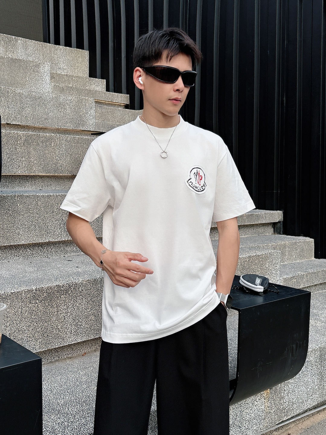  蒙口 2025春夏新款男女同款👫短袖T恤，！定制专属纯棉面料，定制原版工艺螺纹，胸前重工字母logo工