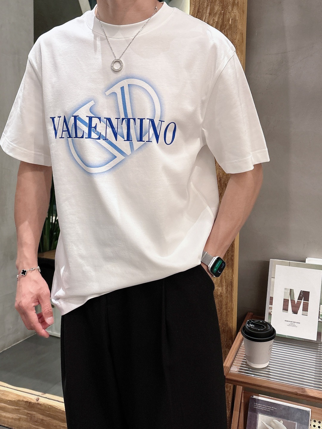 华伦天奴 2025春夏新款男女同款👫短袖T恤,!定制专属纯棉面料,定制原版工艺螺纹,胸前重工字母log