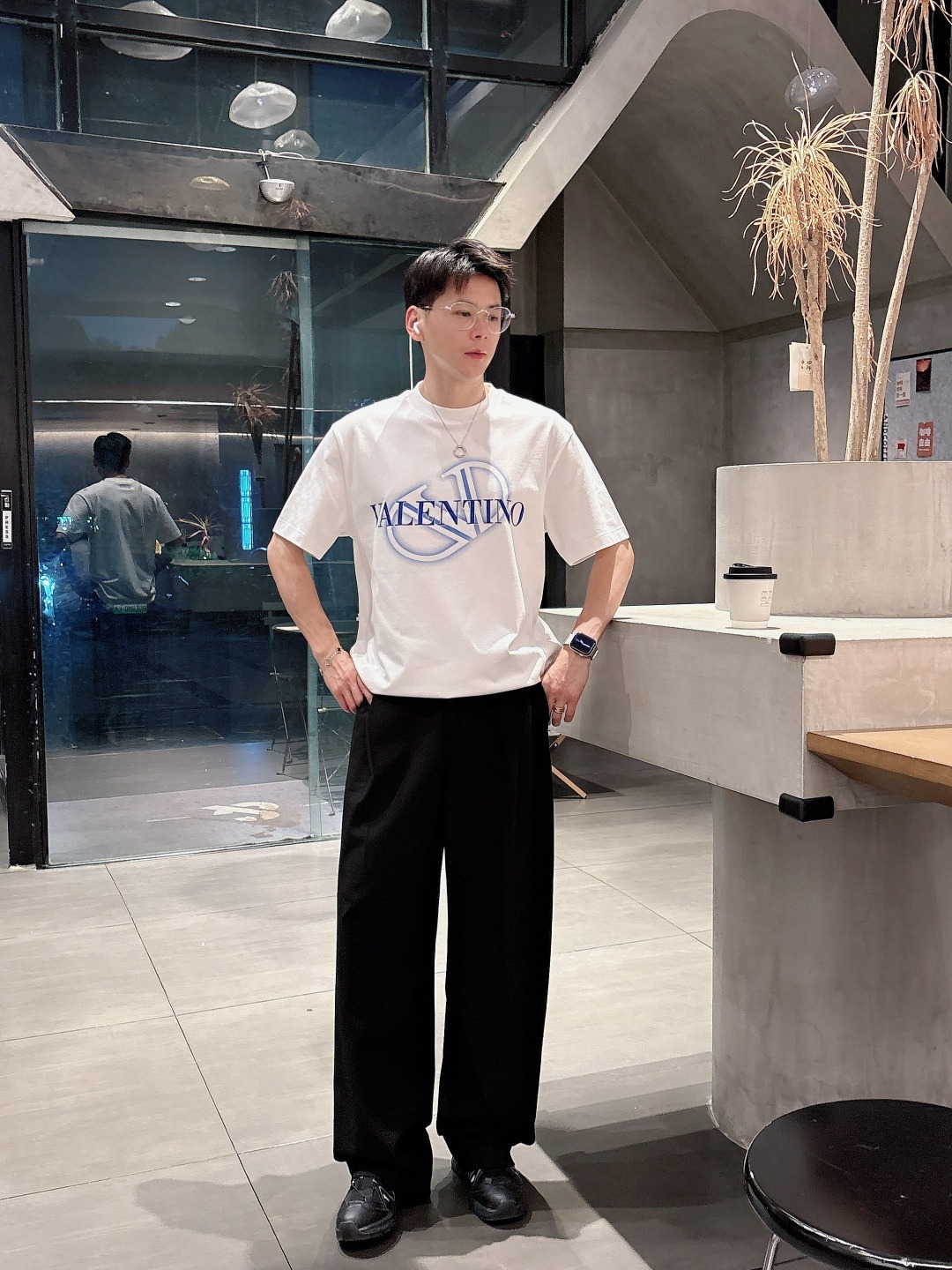 华伦天奴 2025春夏新款男女同款👫短袖T恤,!定制专属纯棉面料,定制原版工艺螺纹,胸前重工字母log