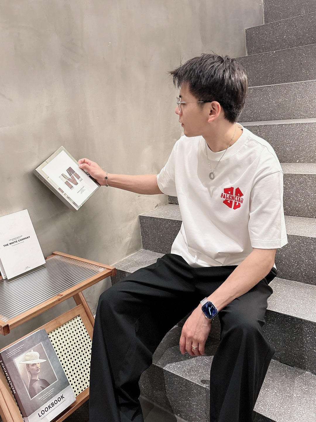巴黎世家 2025春夏新款男女同款👫短袖T恤,!定制专属纯棉面料,定制原版工艺螺纹,胸前重工字母log