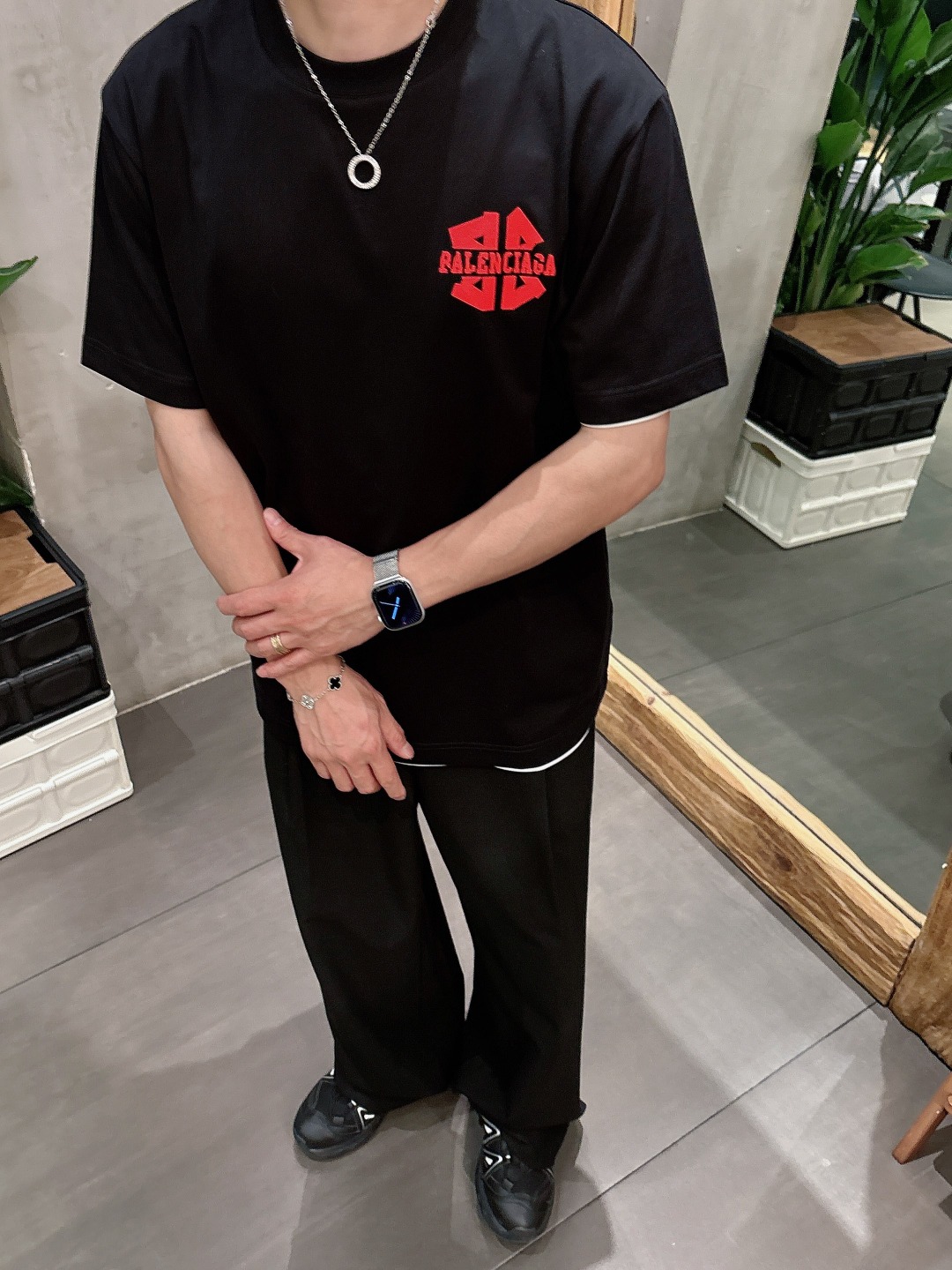  巴黎世家 2025春夏新款男女同款👫短袖T恤，！定制专属纯棉面料，定制原版工艺螺纹，胸前重工字母log